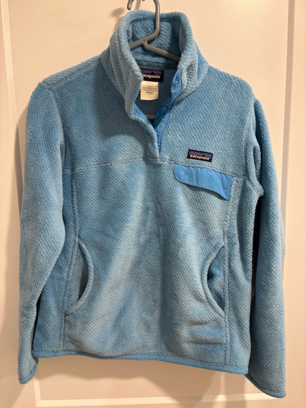 Patagonia Women's Light Blue Fleece Pullover